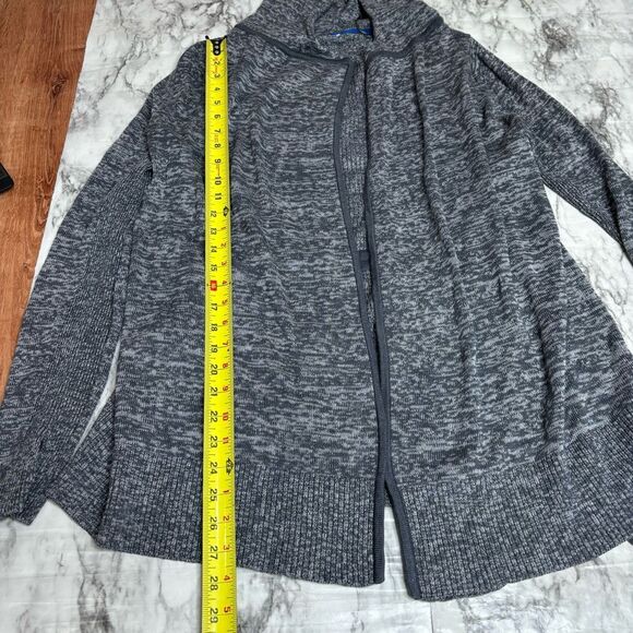 Lululemon Peace of Mind Gray Hooded Cardigan Wrap
Sweater size 6 - Picture 7 of 7